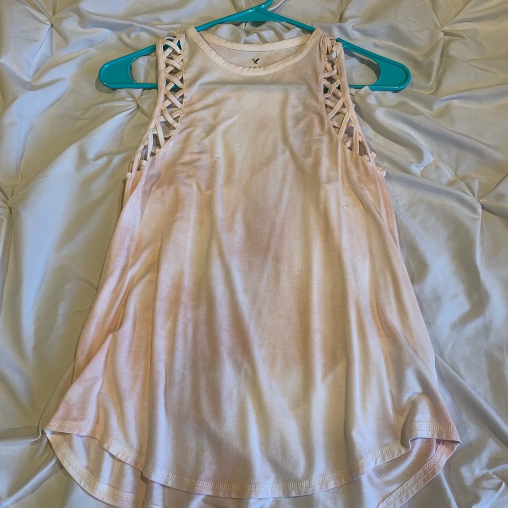 Soft & sexy tie-dye tank